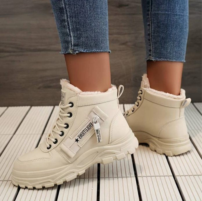 Women's Chunky Sherpa-Lined Lace-Up Winter Boots