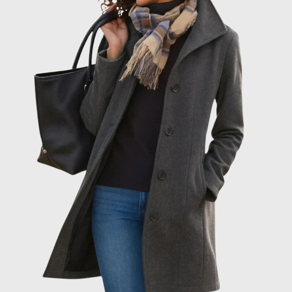 Women's Coats in a Longline Cut with Pockets