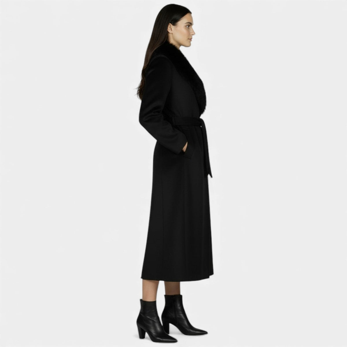 Women's Long Wool Coat with Faux Fur Collar and Belt