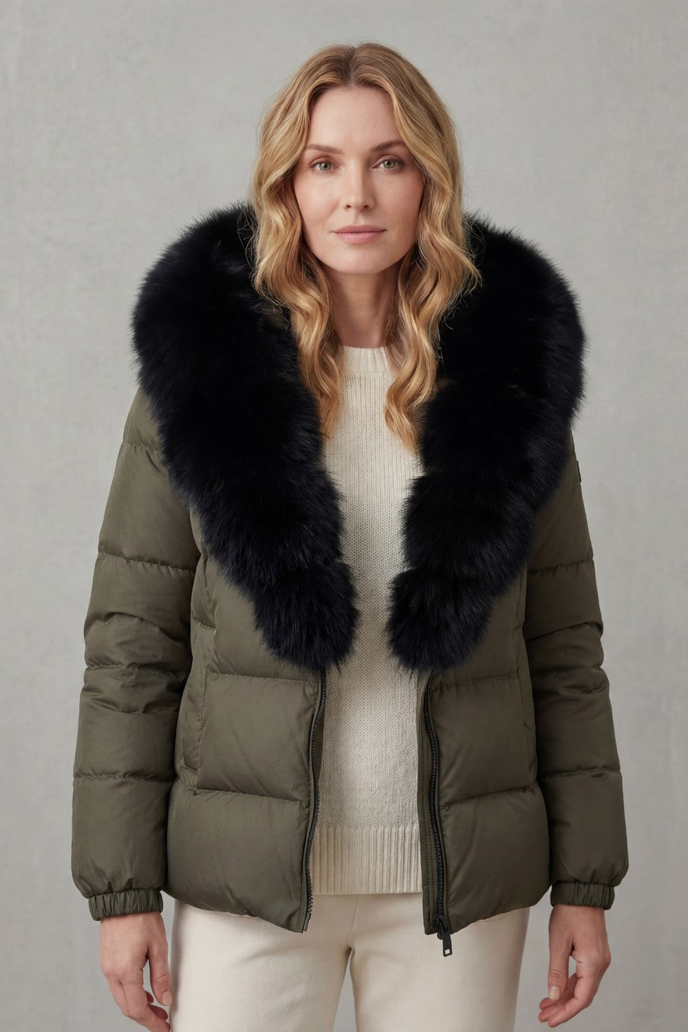 Women's Puffer Jacket with Faux Fur Trim Hood