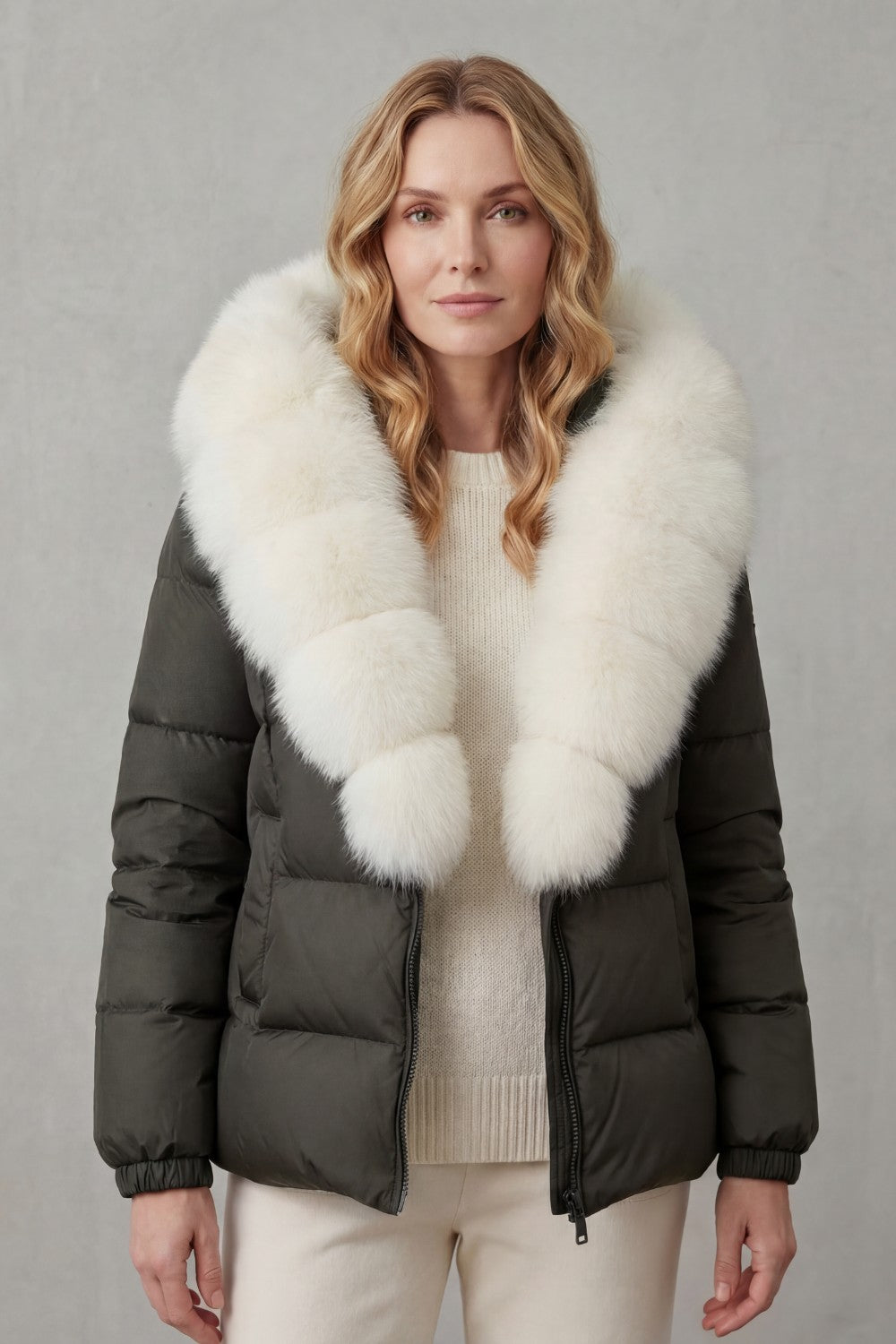 Women's Puffer Jacket with Faux Fur Trim Hood