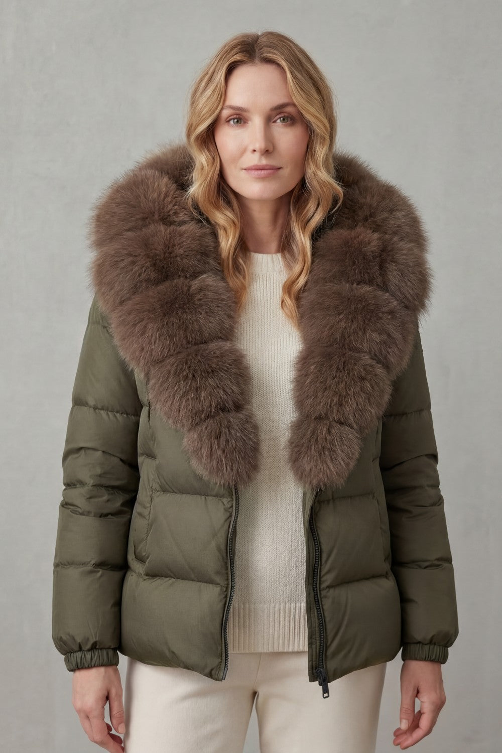 Women's Puffer Jacket with Faux Fur Trim Hood