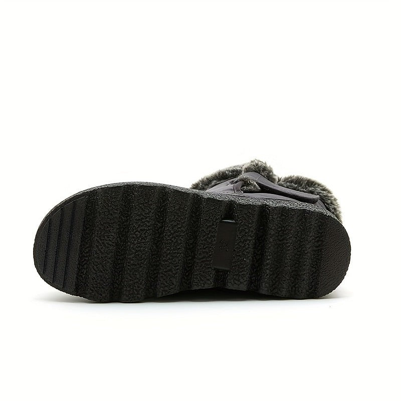 Women's Quilted Snow Boots with Fur Trim