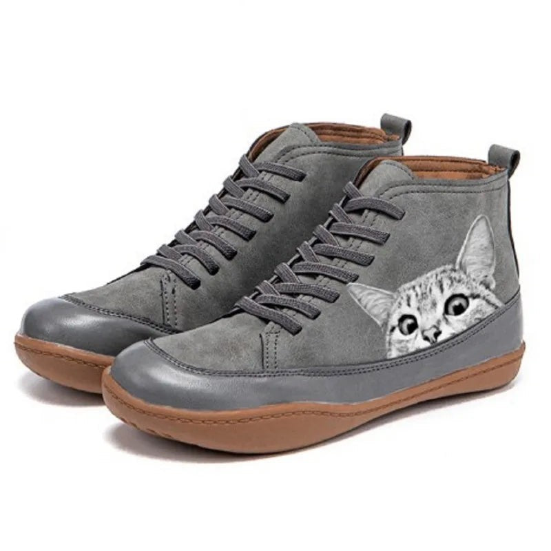 Women's Winter Boots with Cat Detail and Soft Inner