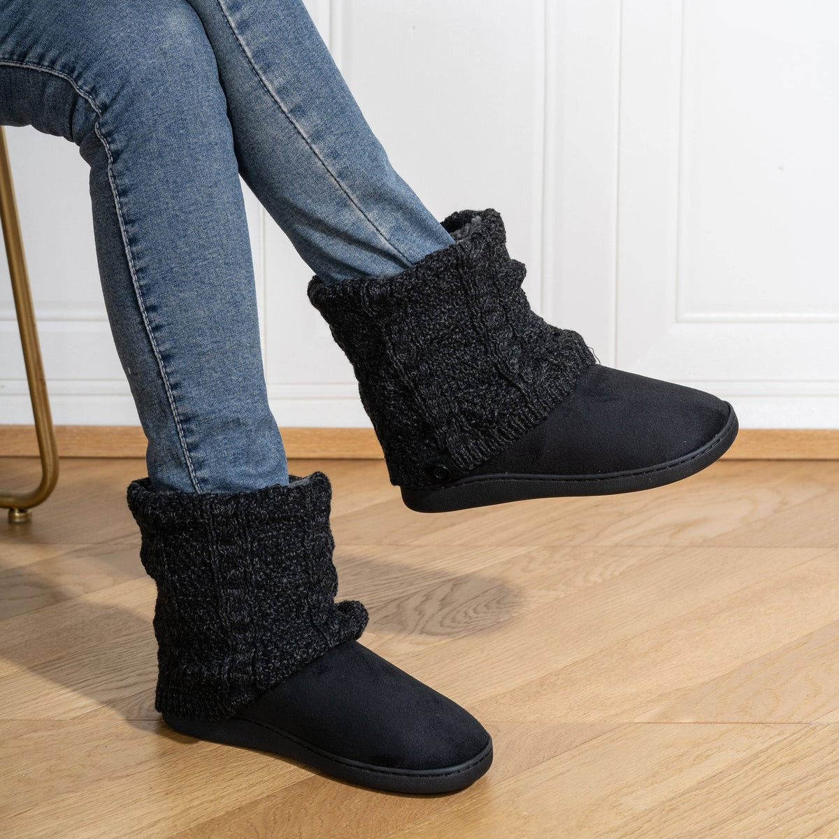 Women's Winter Boots with Knit Cuff